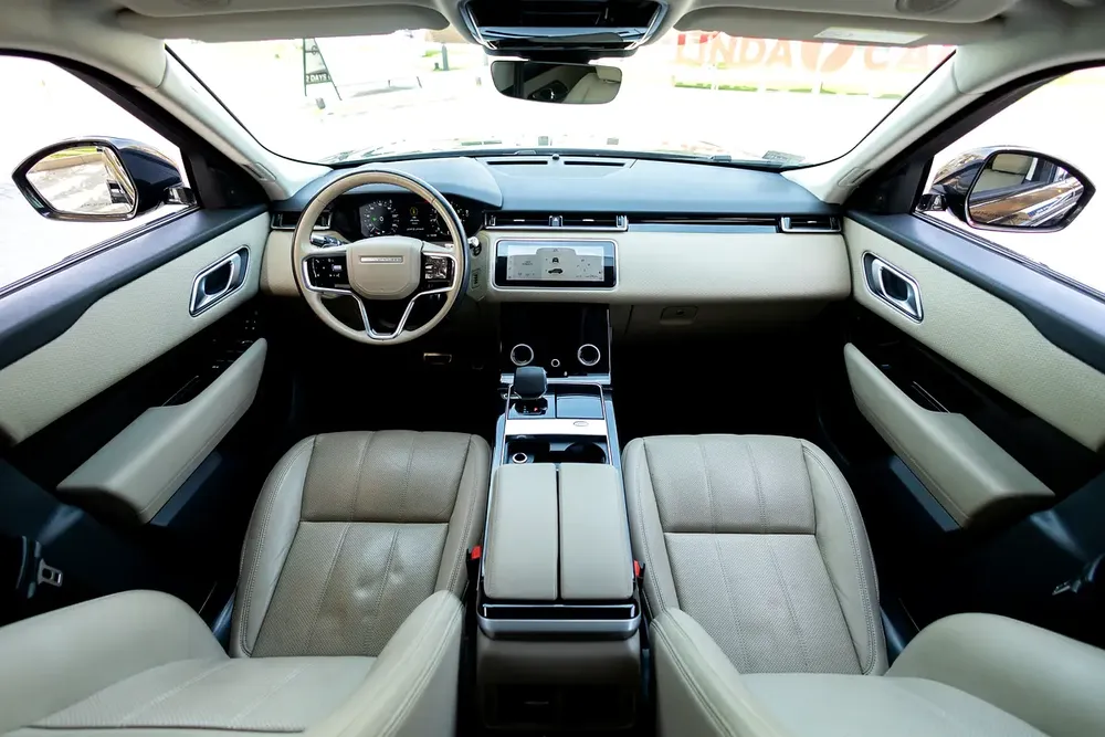 Range Rover Velar SE P250 R-Dynamic 2022 GCC | Agency Warranty | Flexible D.P. - Image 13