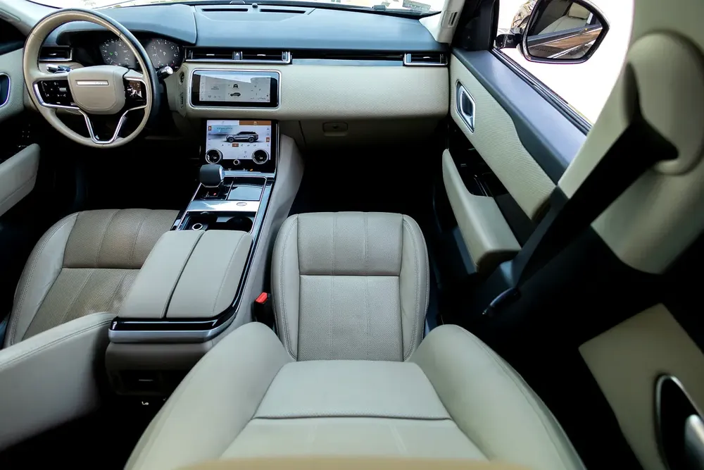 Range Rover Velar SE P250 R-Dynamic 2022 GCC | Agency Warranty | Flexible D.P. - Image 15