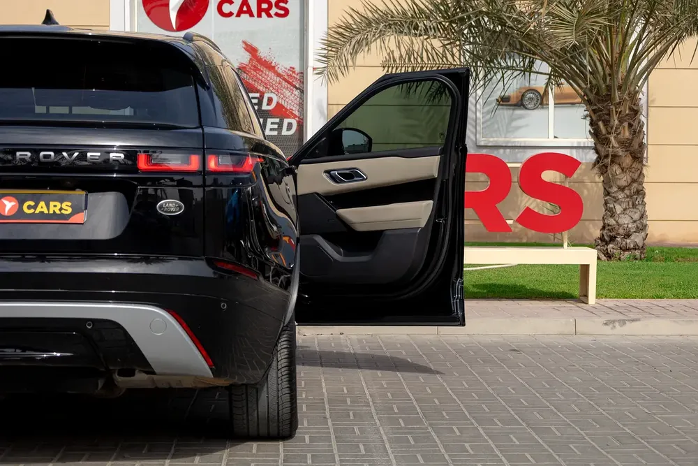 Range Rover Velar SE P250 R-Dynamic 2022 GCC | Agency Warranty | Flexible D.P. - Image 5