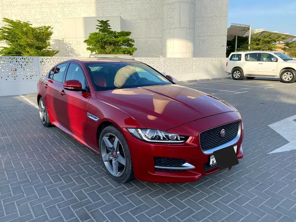Jaguar XE R-Sport 2016 GCC Specs - Image 4