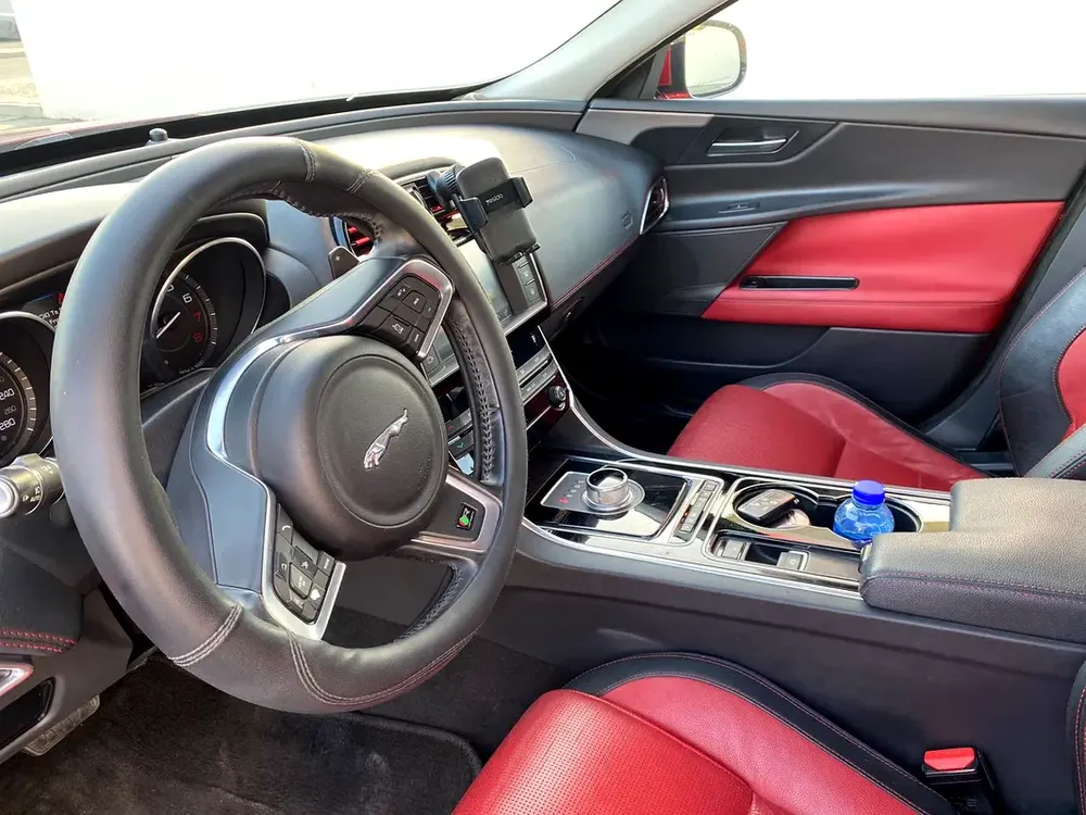 Jaguar XE R-Sport 2016 GCC Specs - Image 8