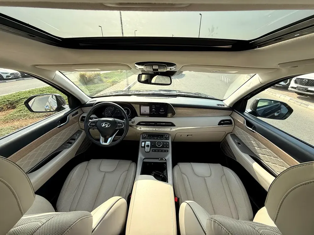 HYUNDAI PALISADE 2021 WITH panoramic Roof Full Option - Image 6