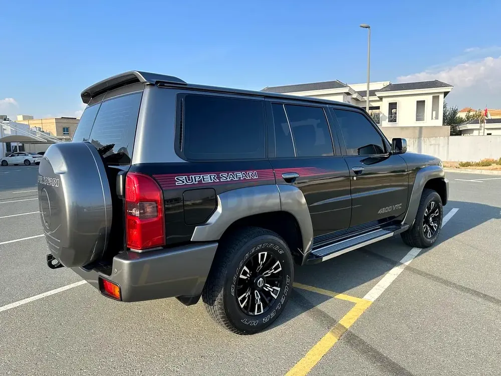 2023 Nissan Patrol Safari Super Safari - GCC Specs - Brand New - Image 6