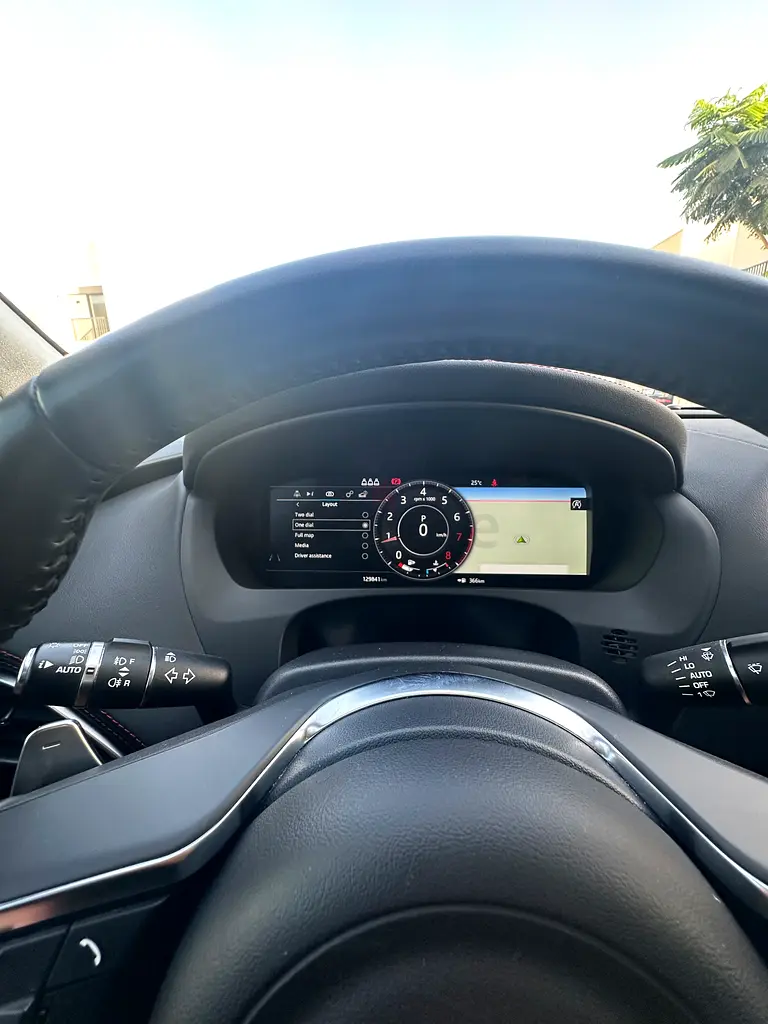 Jaguar F-Pace R-Sport 2019 | GCC Specs | Pristine Condition - Image 16