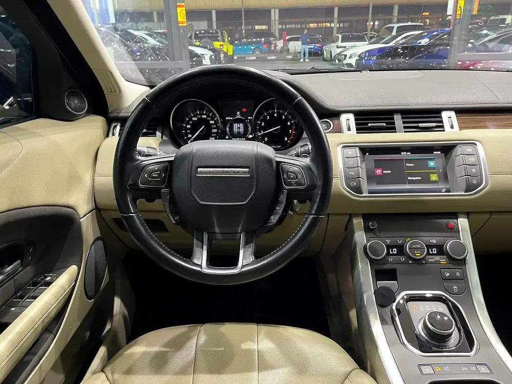 RANGE ROVER EVOQUE 2018 FIRST OWNER LADY DRIVEN 2.0L TURBO - Image 18