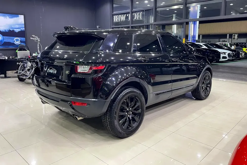 RANGE ROVER EVOQUE 2018 FIRST OWNER LADY DRIVEN 2.0L TURBO - Image 8