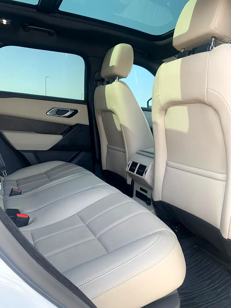 RANGE ROVER VELAR - P250 S - 4 CYLINDER - FULL OPTIONS - Image 13