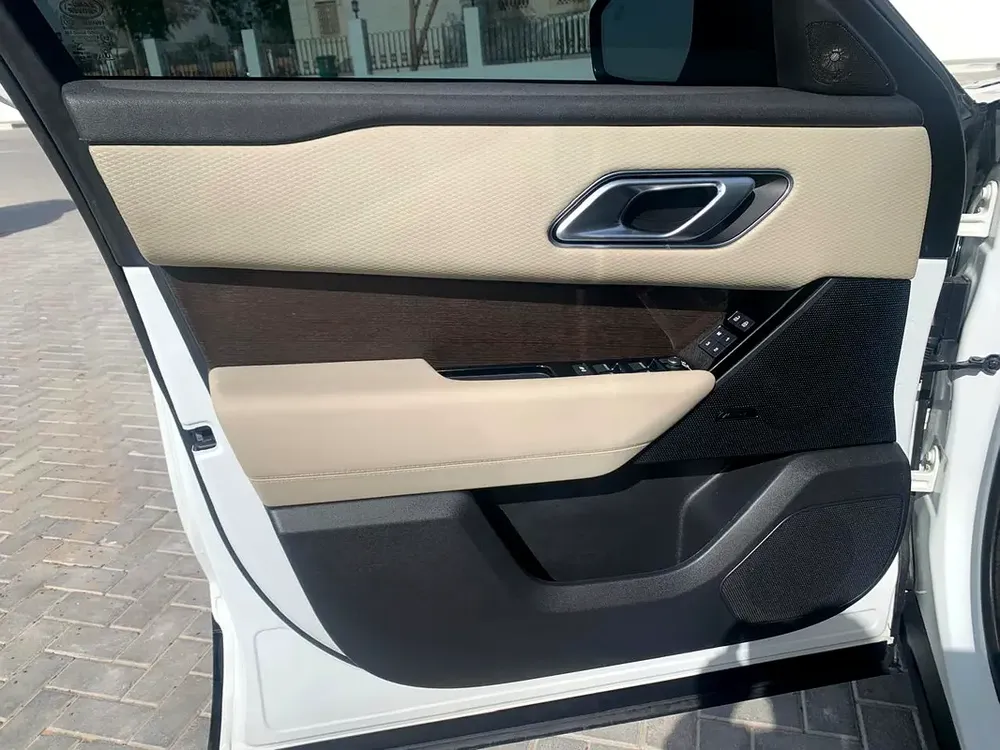 RANGE ROVER VELAR - P250 S - 4 CYLINDER - FULL OPTIONS - Image 18