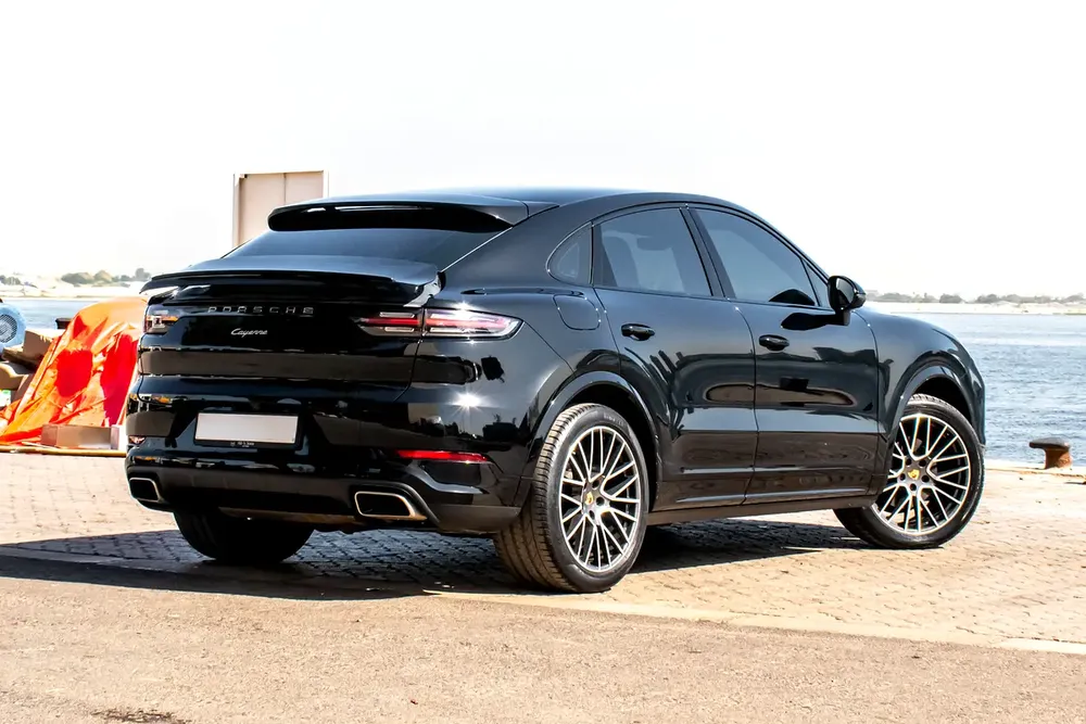 2023 Porsche Cayenne Coupe 5500 AED M/P With 0% DownPayment - Image 8