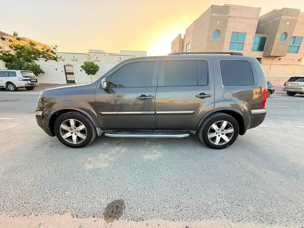 Honda Pilot Touring 2013 | GCC Specs | Top Line | Very Well Maintained - Image 8
