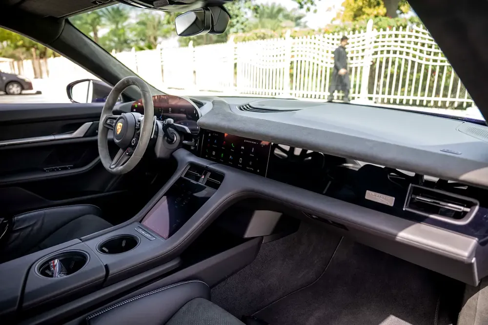 2025 Porsche Taycan Turbo GT | Weissach Package |
Porsche Warranty - Image 12