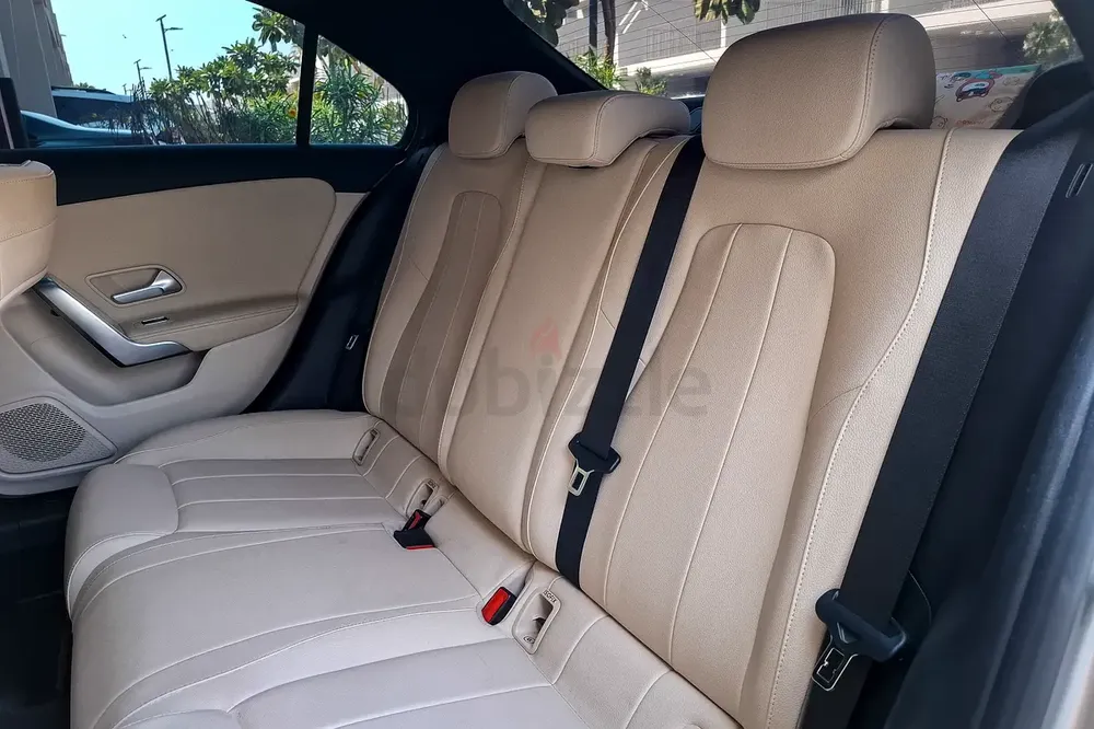 AED 1063/month | 2020 Mercedes-Benz A-Class A 200 | GCC Specs | Ref#384097 - Image 12