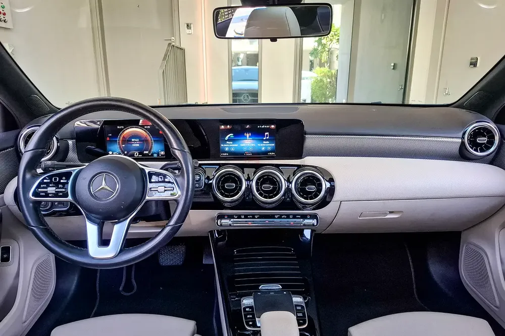 AED 1063/month | 2020 Mercedes-Benz A-Class A 200 | GCC Specs | Ref#384097 - Image 9