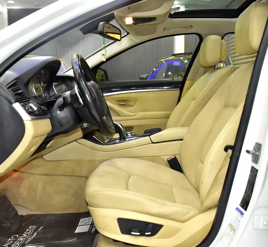 EXCELLENT DEAL for our BMW 520i ( 2012 Model ) in White Color GCC Specs - Image 10