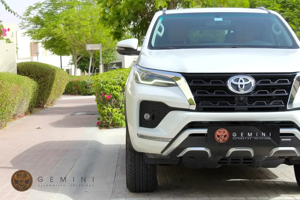 Toyota Fortuner 4.0 V6 VXR 2023 GCC Spec w/ WARRANTY - Image 8