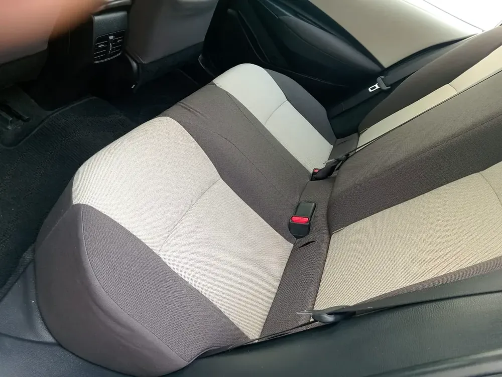 Toyota corolla 2.0 mid 2021 gcc accident free single owner - Image 11