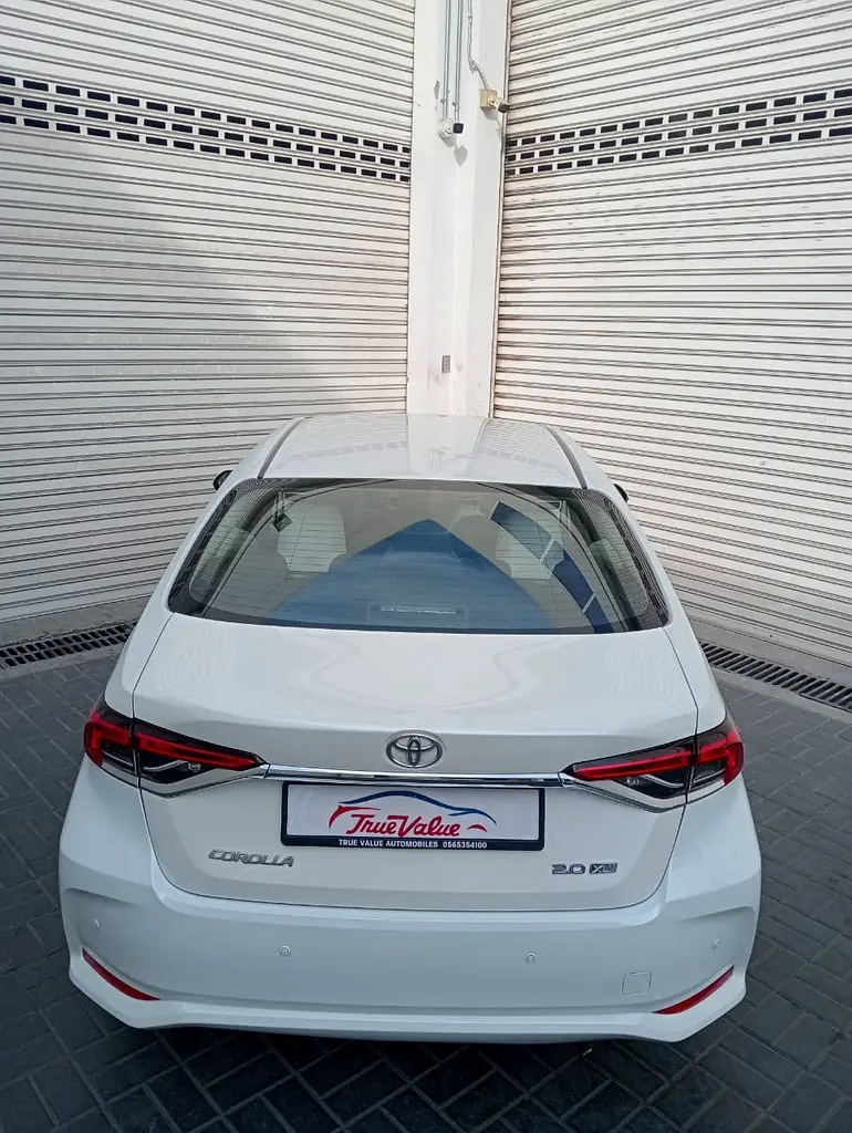 Toyota corolla 2.0 mid 2021 gcc accident free single owner - Image 4