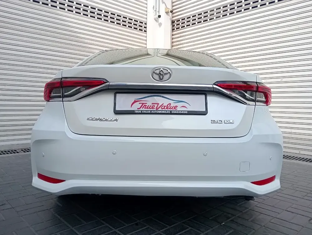 Toyota corolla 2.0 mid 2021 gcc accident free single owner - Image 5