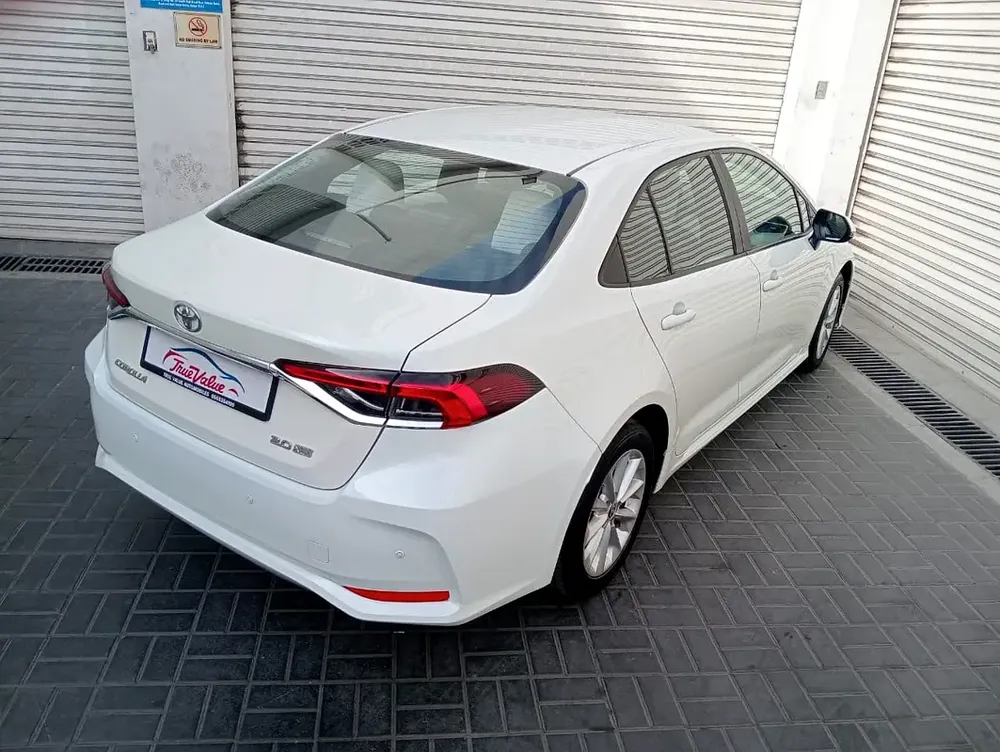Toyota corolla 2.0 mid 2021 gcc accident free single owner - Image 6