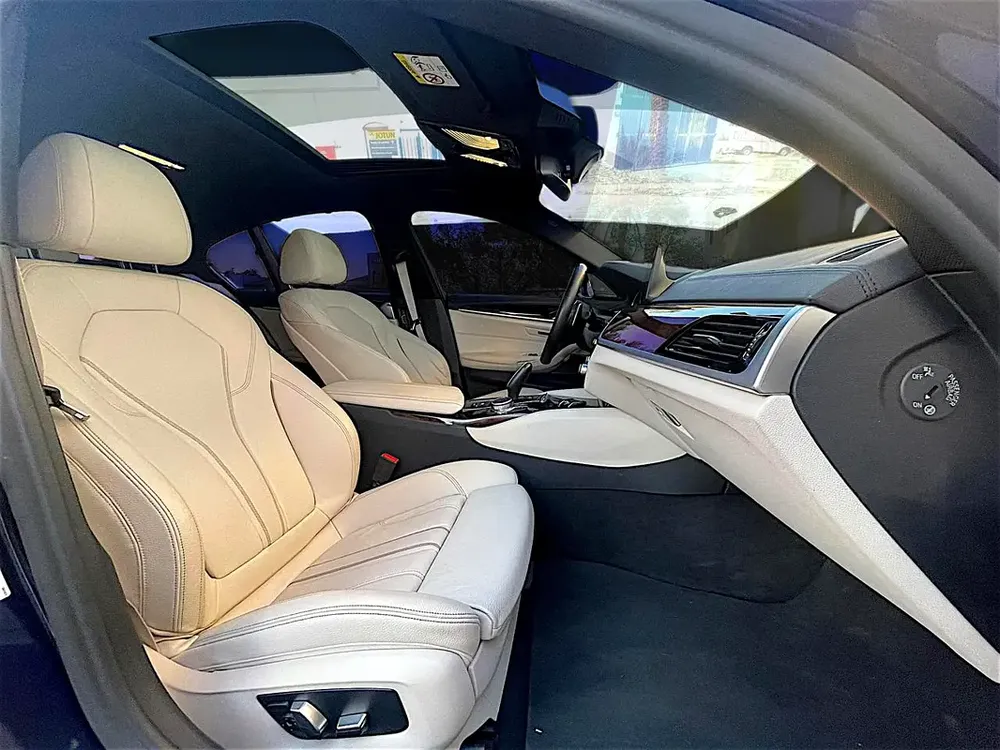 AED 2,613 P.M | BMW 540 M-KIT | 3.0L V6 | GCC | 2017 | LOW MILAGE Original paint - Image 17