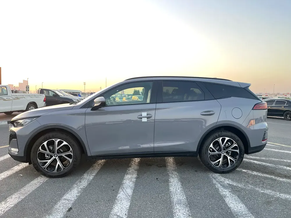 BYD Tang DM-i 2025, Chinese Specs, Brand New! - Image 5
