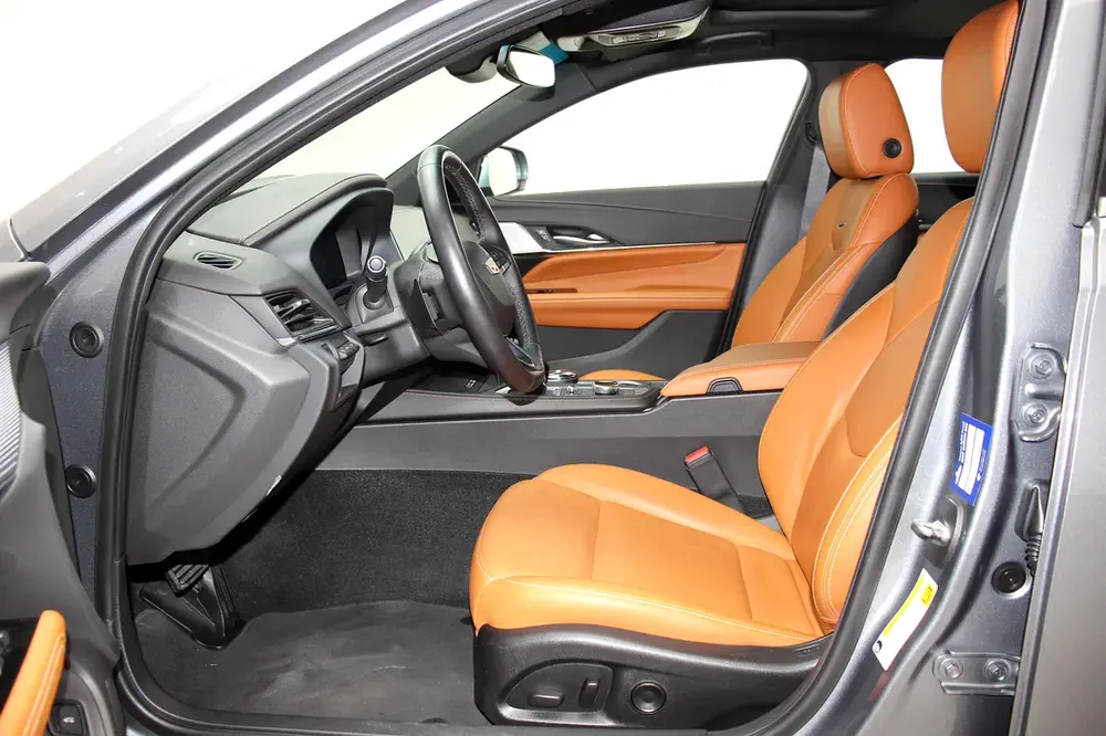 2024 Cadillac CT4 Premium Luxury - GCC Specs - Image 9