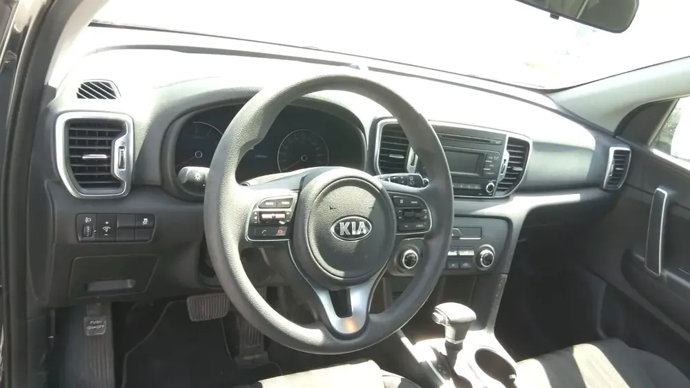Kia Sportage 2017 LX | GCC Specs | Well Maintained Lady Driven - Image 10