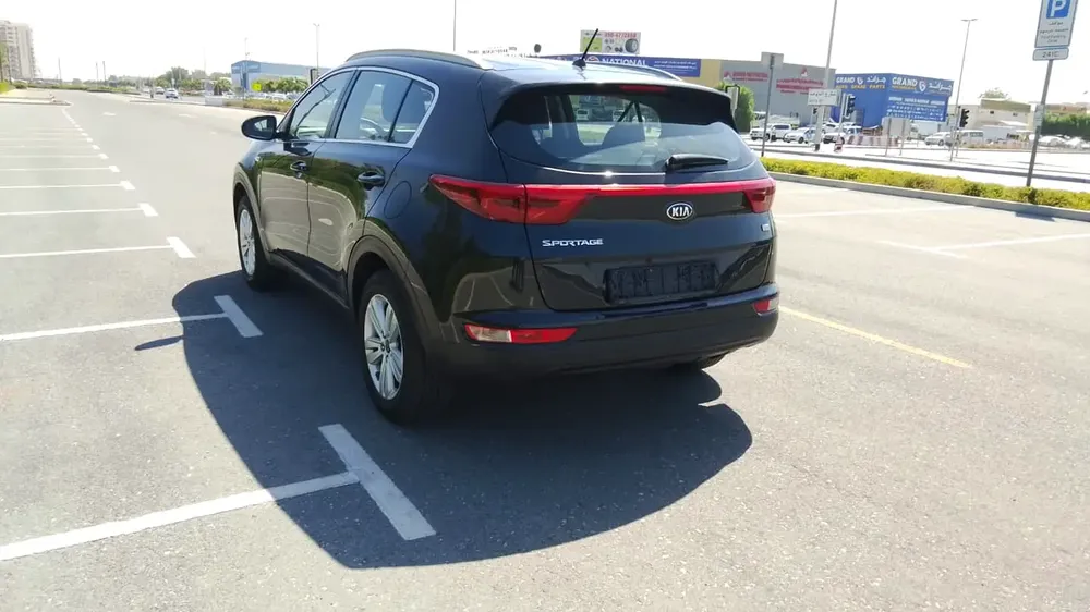 Kia Sportage 2017 LX | GCC Specs | Well Maintained Lady Driven - Image 7