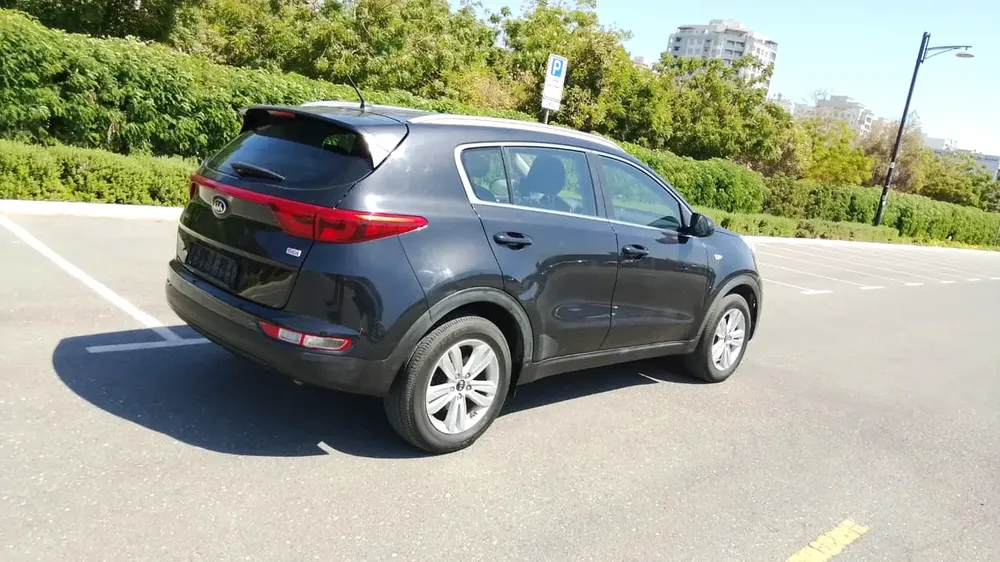 Kia Sportage 2017 LX | GCC Specs | Well Maintained Lady Driven - Image 8