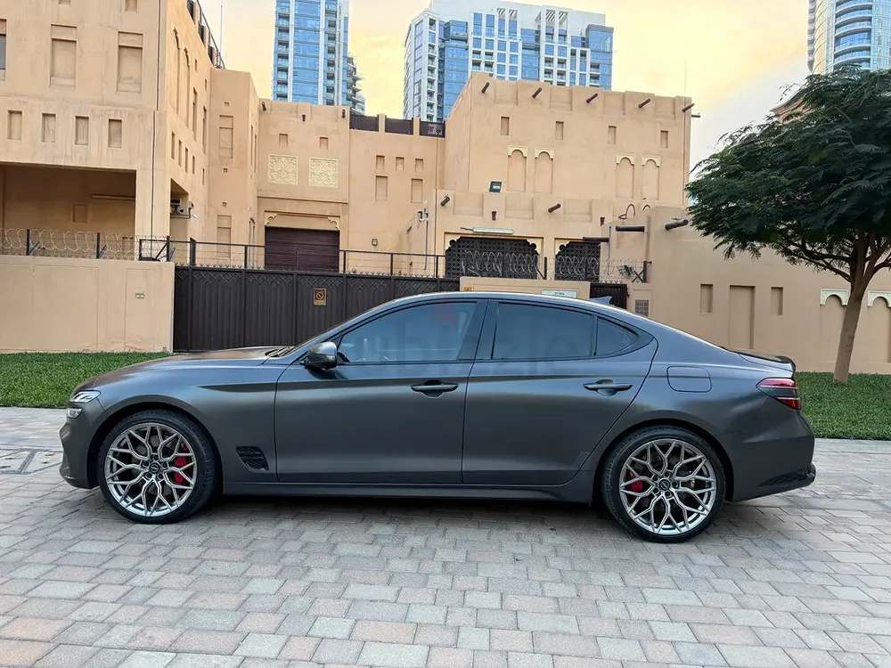 G70 launch edition engine 3.3T full option. 2keys - Image 9