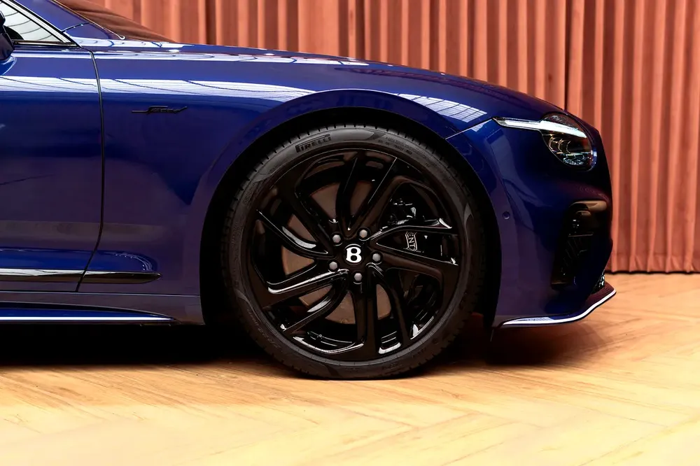 BENTLEY CONTINENTAL GTC SPEED | EXCELLENT CONDITION - Image 9