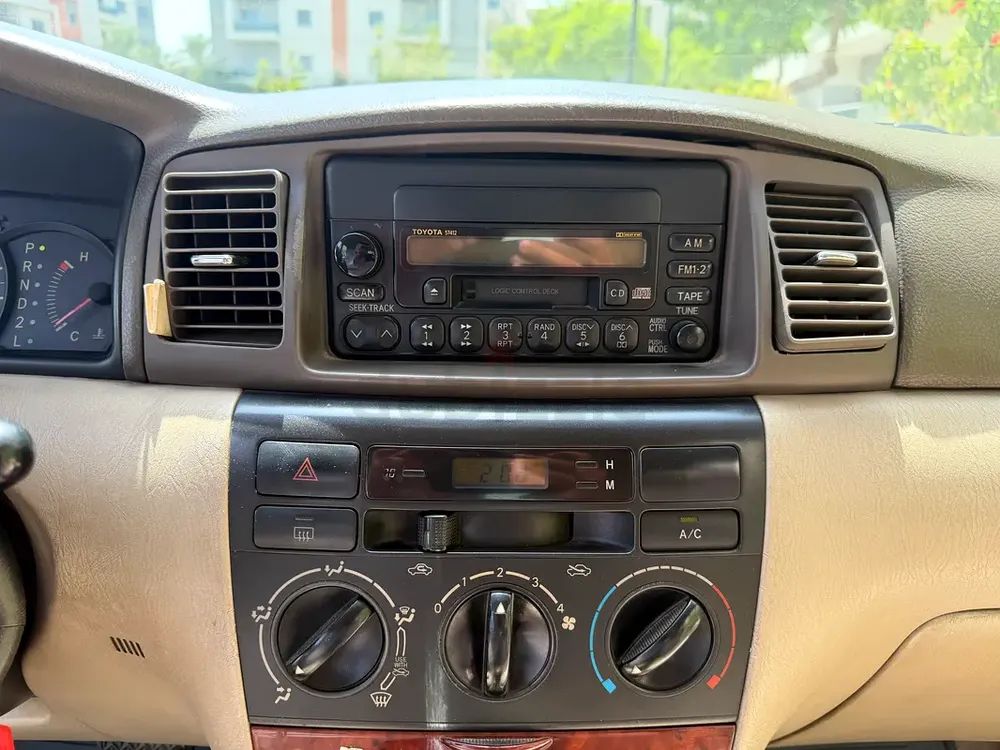 Toyota Corolla XLI 2005 GCC Specs - Reliable Daily Driver - Image 11
