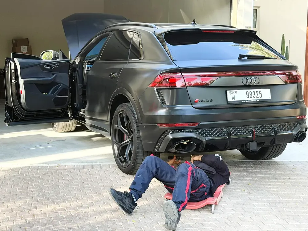 Audi RS Q8 Black Carbon Edition PRESTINR - Image 10