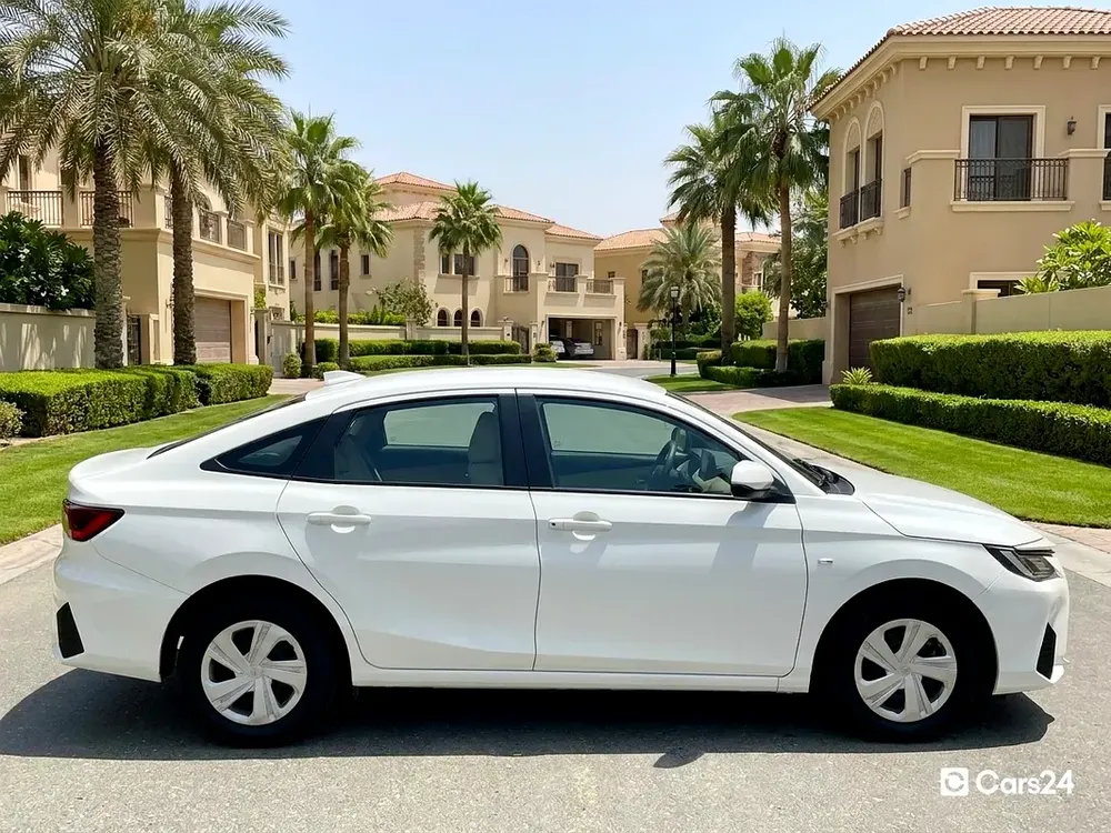AED 633/month | 0 Downpayment | Free 3 Months Warranty | 30 Day Return | TOYOTA YARIS 2023 - Image 5