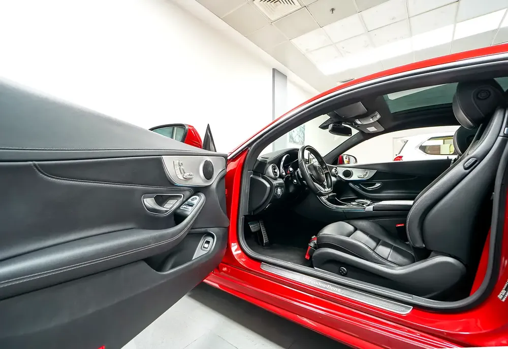 Aed 1,590/Month | Mercedes c200 AMG Coupe | GCC | Warranty - Image 12
