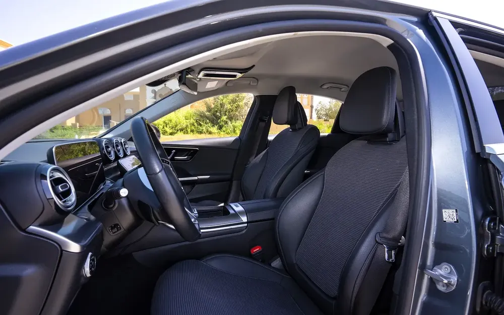 Mercedes-Benz C-Class 200 2022 - Image 9