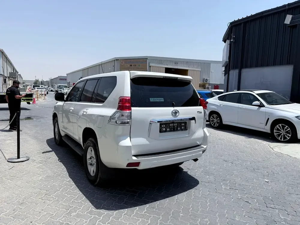 Toyota Prado TXL 2013 - GCC Specs - Well Maintained - Image 8