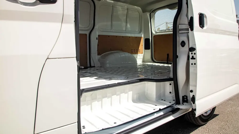 Toyota Hiace STD 3S P AT GL RA | CARGO VAN | 2026 - Image 14