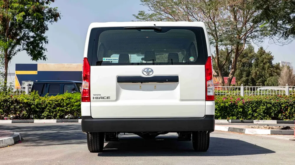 Toyota Hiace STD 3S P AT GL RA | CARGO VAN | 2026 - Image 4
