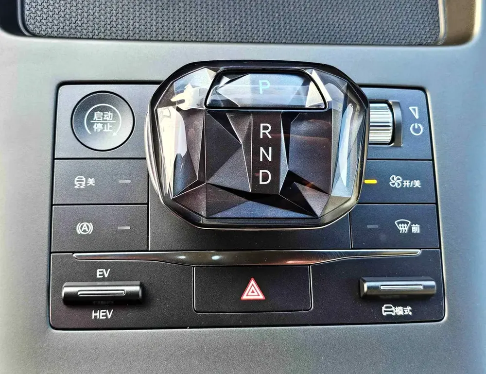 BYD Qin Plus DM-i 2025 | Brand New | Plug-in Hybrid | Chinese Specs - Image 11