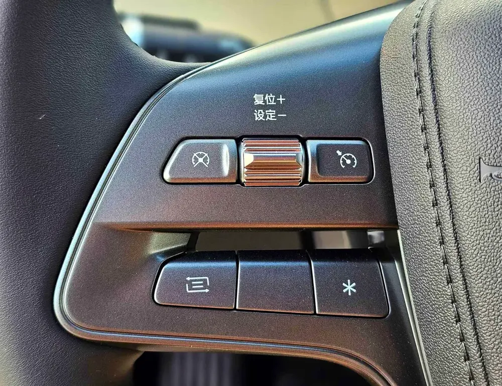 BYD Qin Plus DM-i 2025 | Brand New | Plug-in Hybrid | Chinese Specs - Image 13