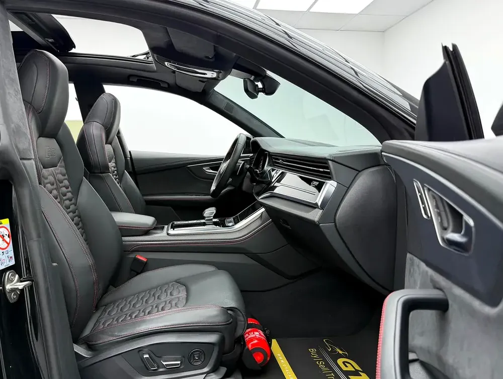 2023 Audi RSQ8 Quattro, 07/2026 Audi Warranty, 07/2028 Audi Service Pack, Audi FSH, GCC - Image 15