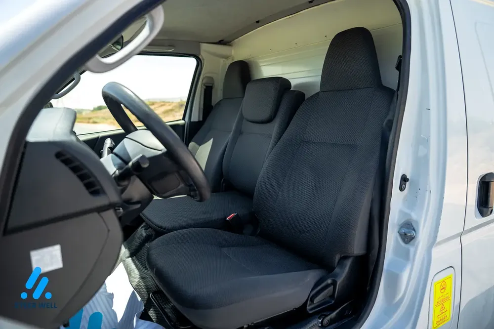 2022 Toyota Hiace GL Cargo Van | 2.7L | Manual Transmission | GCC Specs - Image 13