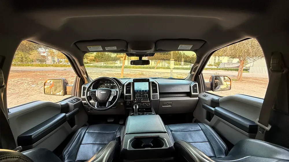 Ford F-150 XL 2020 - American Specs - GCC Resale - Image 8