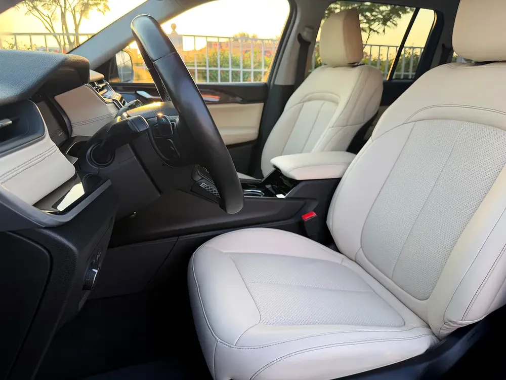 2022 Jeep Cherokee - American Specs - Excellent Condition - Image 9
