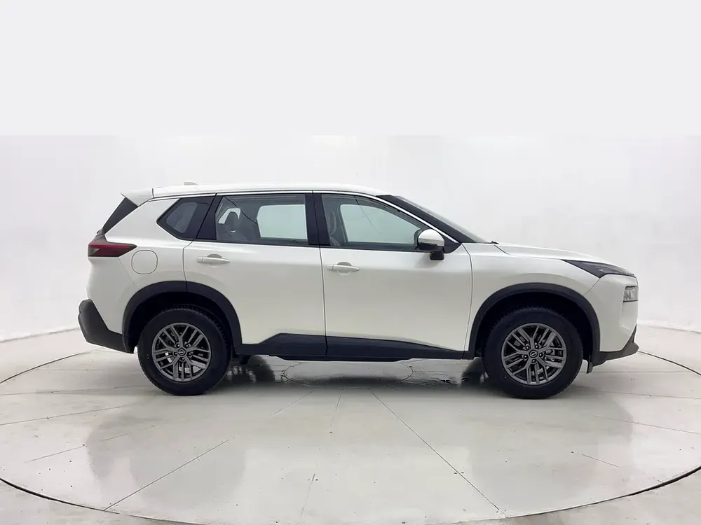 AED 1,114/m | 0 DP | Free 3 Months Warranty | Service History | 30 Day Return | NISSAN X-TRAIL 2023 - Image 5