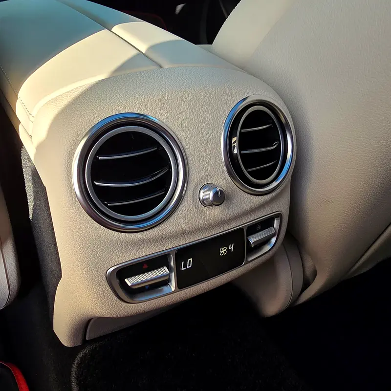 Mercedes E 63s 2017 Beige Interior Japanese Specs - Image 15