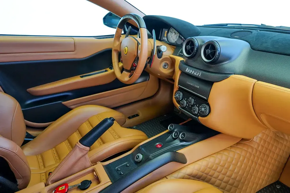 599 GTO | FULL CARBON INTERIOR AND EXTERIOR | DAYTONA SEATS | GCC CAR - Image 12
