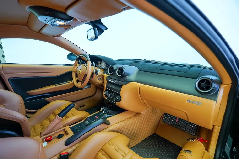 599 GTO | FULL CARBON INTERIOR AND EXTERIOR | DAYTONA SEATS | GCC CAR - Image 13