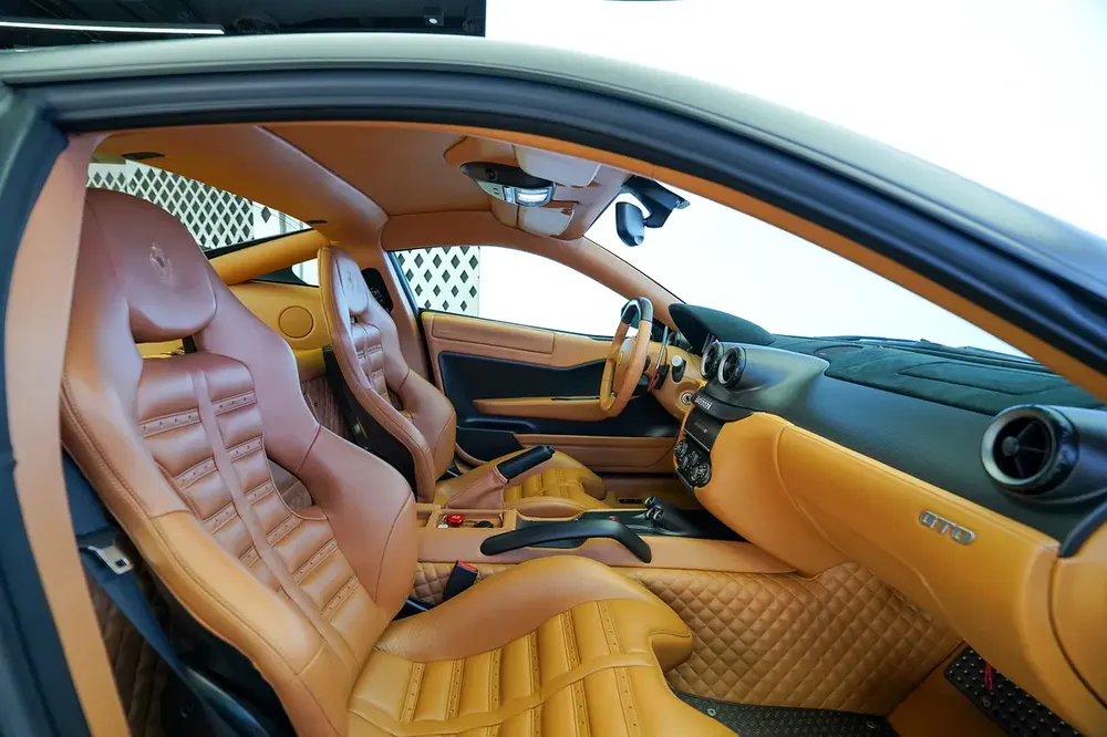 599 GTO | FULL CARBON INTERIOR AND EXTERIOR | DAYTONA SEATS | GCC CAR - Image 14